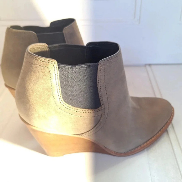Cole Haan Womens Ankle Boot Bootie Brown Tanned Nubuck Wedge Heel Size 6 - Picture 8 of 15